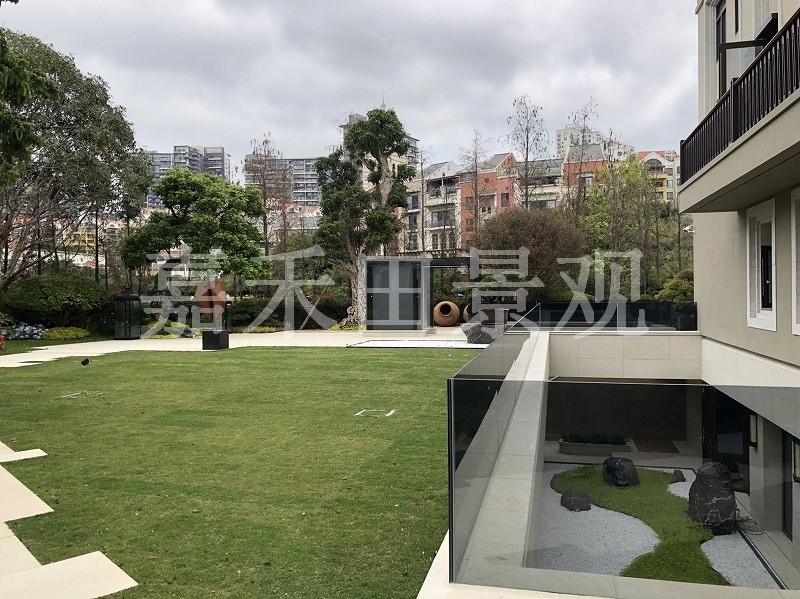 夏季別墅花園如何養(yǎng)護？